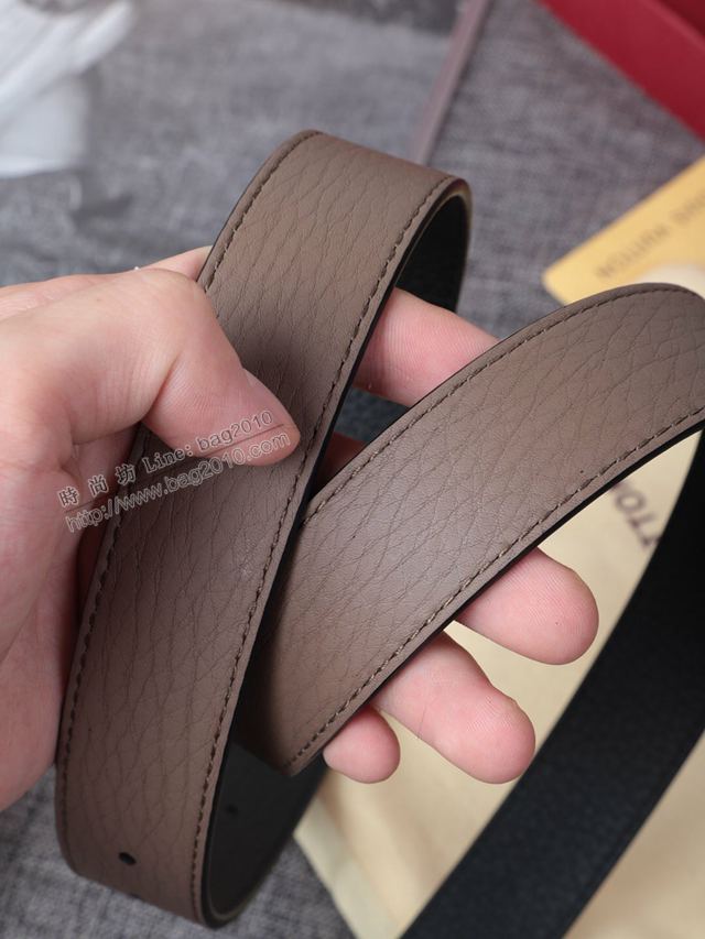 LV皮帶 經典LV腰帶系列 路易威登壓紋牛皮男士腰帶  xfp2116